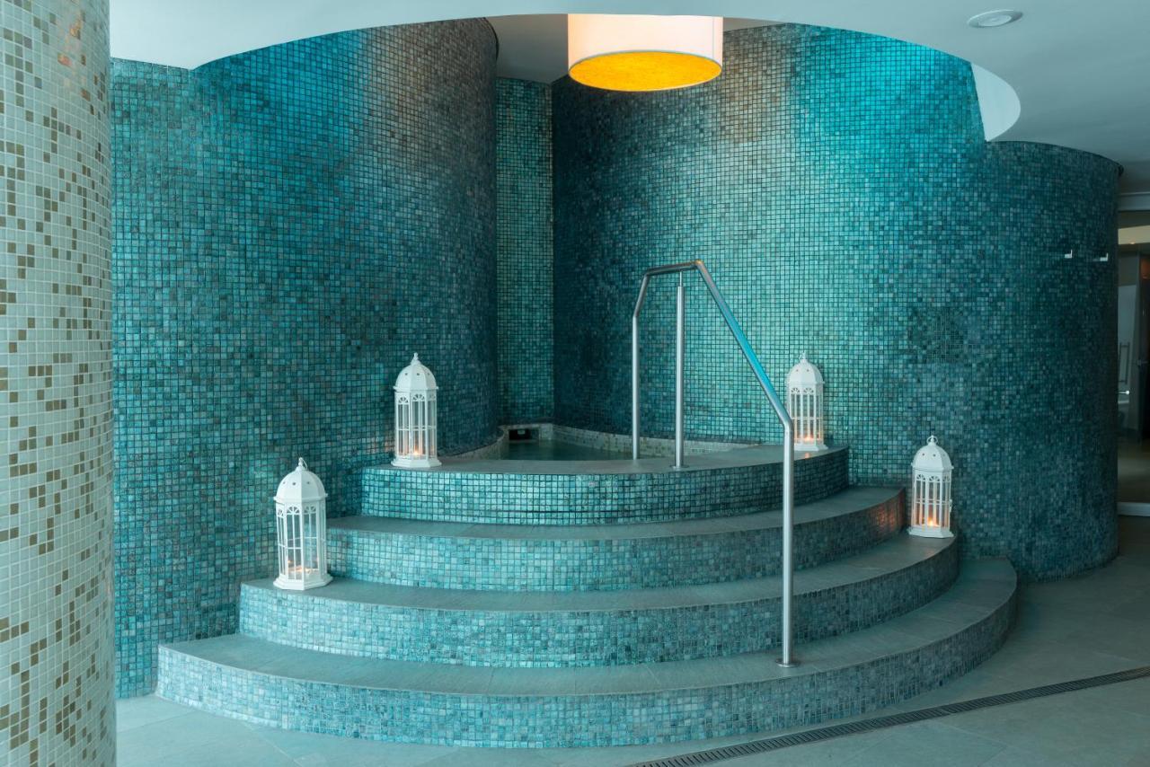 Hotel Las Americas Casa De Playa Cartagena Dış mekan fotoğraf The spa at the hotel